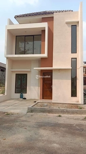 Dijual Rumah Baru 2 Lantai LT72 LB72 4KT 3KM Siap Huni - Tangerang Selatan
