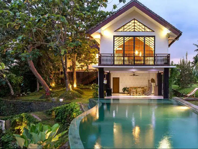 Disewakan Villa Modern 5 Kamar Tidur di Ubud Bali - BVI51546