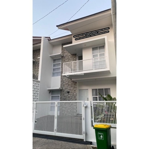 Jual Rumah Baru Tipe 200/119 Komplek Puri Cisaranten Arcamanik Harga Nego – Bandung Kota