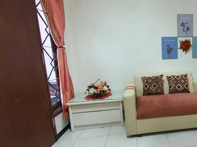 Rumah Cantik Furnish Lengkap Lingkungan Nyaman Rayan Regency Surabaya