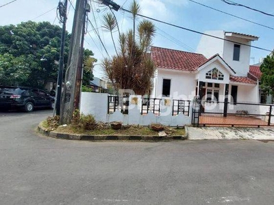 Rumah Hook 1,5 Lantai Siap Huni Villa Melati Mas Serpong