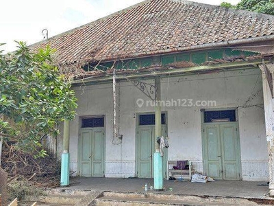 Rumah Unfurnished Cocok Untuk Bisnis Dekat Alun Alun Purworejo