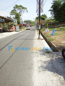 tanah dijual pinggir jalan pandanaran jln kaliurang KM 12 cocok usaha