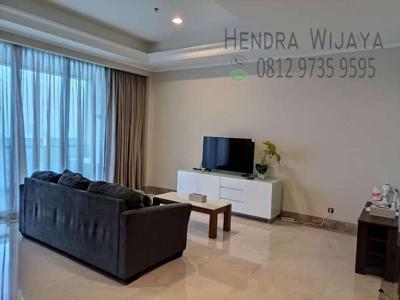 Disewakan Apartemen District 8 Senopati ~ 3+1Br 228 sqm, Semi Furnish