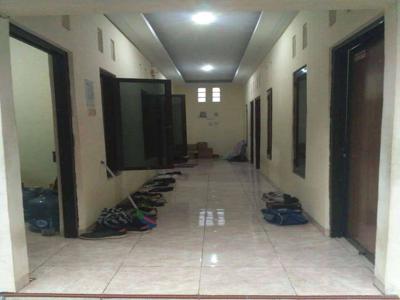 Kos Putra dekat kampus UNY , kampus UGM