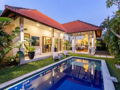 For Rent Daily 3 Bedrooms Private Villa in Kerobokan Bali - BVI42022