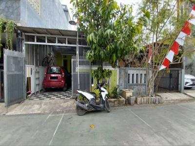 DI JUAL CEPAT! Rumah 1 lantai 900 jt-an di kiara sari buah batu