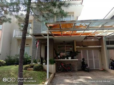 Dijual rumah di kota baru parahyangan