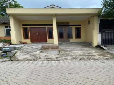 Rumah Dijual Taman Kirana