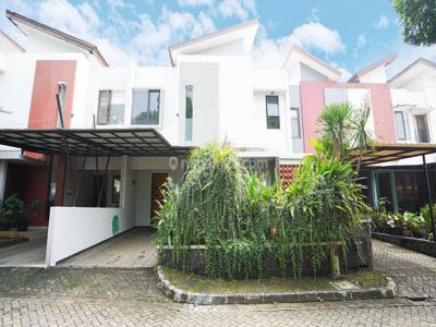 Rumah Luas Modern Dekat Ciputat Timur di Qb Townhouse Harga Nego Bisa Kpr J11293