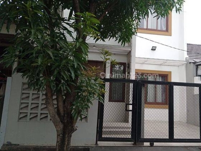 Di Kontrakan Rumah 2 Lantai Desain Minimalis Siap Huni Di Bekasi