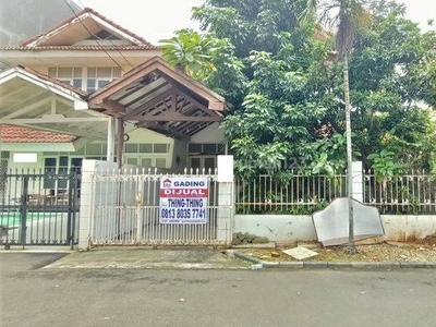 Dijual Cepat Turun Harga Rumah Tua Butuh Renovasi di Gading Kirana , Nego Tipis