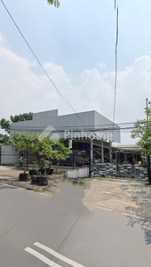 Disewakan Ruko Lokasi Strategis Ex Showroom di Bintaro | Pinhome