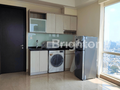 Menteng Park Apartment 2 BR Tower Emerald Hoek Corner Siap Huni