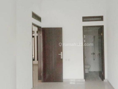 Rumah 2 lantai minnimallis di buah batu jl.guntursari rumah baru