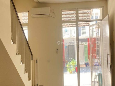 RUMAH BAGUS SIAP HUNII SUDAH INCLUDE AC