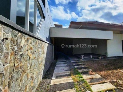 Rumah Strategis di Jl Raya Dieng kota Malang