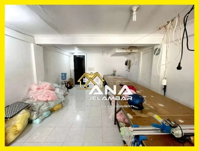 ANA RUMAH 4.6X20.6M² LOKASI BEBAS BANJIR JELAMBAR