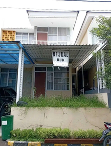Dijual Cepat Rumah 2 Lantai Perumahan KGV 2 Pinayungan Karawang Barat