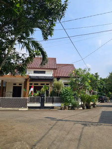 Dijual Rumah di Hook di Area Bintaro, Kel. Sawah dekat BXC Mall