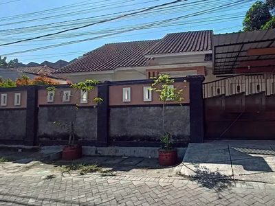 Dijual Rumah di Kutisari Selatan Surabaya