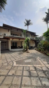 Dijual Rumah Megah di Kebayoran Baru Jakarta Selatan