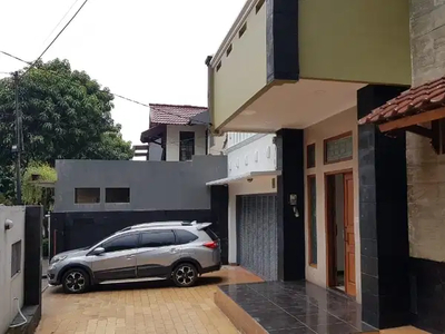 Jual Rumah di Jl Camar Bintaro Rapih Siap Huni