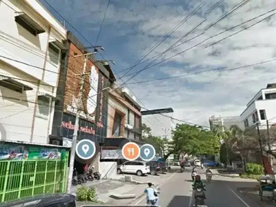 RUKO SIAP PAKAI JALAN GUNUNG MERAPI MAKASSAR 8X16. 3 LANTAI