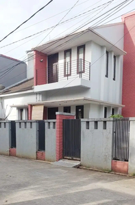 Rumah 2lantai 210m type 3KT Perumahan Mas Naga Bintara Jaya Bekasi