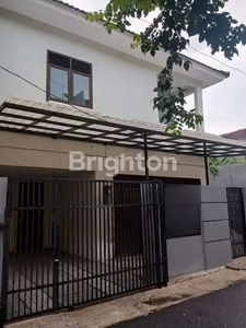 Rumah 2lt baru renov dan siap huni di Jalan Rukem,Rawamangun,Jak-Tim
