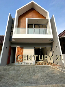 Rumah Brand New Murah Dibawah Pasar Dekat Stasiun di Jombang. 10400