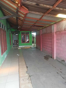 Rumah Dengan Tanah Luas Lokasi Strategis di Batujajar Bandung