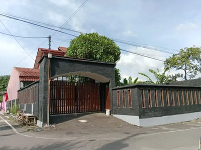 Rumah hook luas tengah kota Klaten