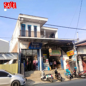 Rumah Murah 2 lantai, cocok untuk usaha di Jl Nambangan Surabaya