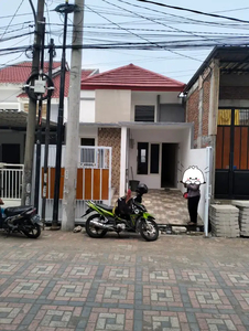 Rungkut Surabaya | Rumah Baru 100 m² SHM Medokan Ayu Tambak UPN MERR