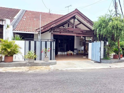 Dijual Rumah di Kutisari Indah Selatan Surabaya Selatan, Bagus +