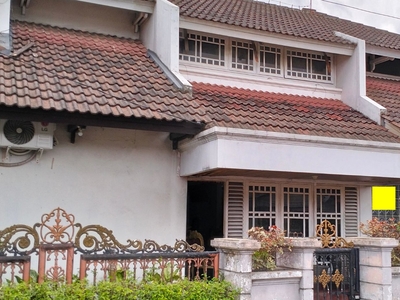 Dijual Rumah Hook Samping Jalan di Pondok Aren, Tangerang Selatan