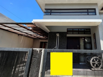 Dijual Rumah Tinggal 2 Lantai Dalam Perum Pesona Merapi Klaten