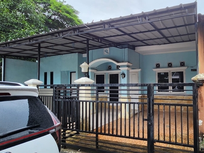 Rumah di Vila Nusa Indah V Ciangsana