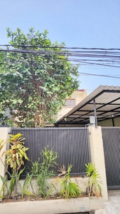 Dijual Rumah Bagus Di Jl Kayu Gede Serpong Tangerang Selatan