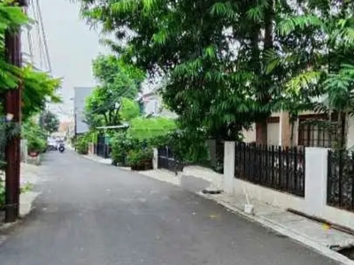 Dijual Rumah Lokasi Strategis dan Cocok Untuk Kos-kosan @Tebet