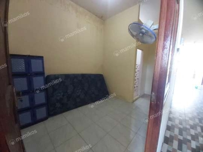 Kost Zaim Standart Kebomas Gresik