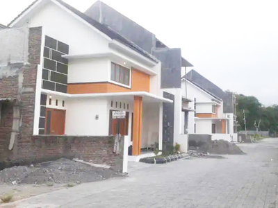 Rumah Dijual Di Solo Dekat UIN Raden Mas Said, Kampus UMS, UNS Surakarta, Solo Square Mall, RS Universitas Sebelas Maret