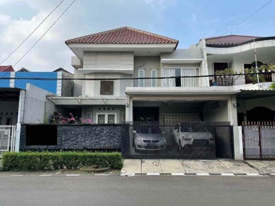 Rumah Minimalis Modern Dalam Komplek Lokasi Sangat Strategis Bintaro