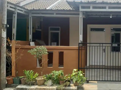 DI KONTRAKKAN RUMAH BARU