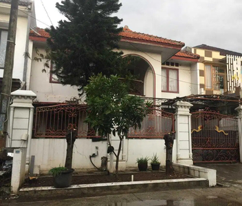 Dijual dan Disewakan Rumah 2 Lantai di Taman Harapan Baru, Bekasi