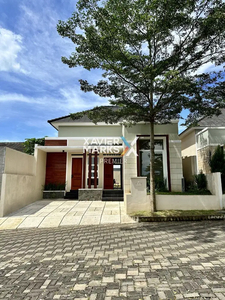 Dijual Rumah Spacious Modern di Cemorokandang, Kedungkandang Malang