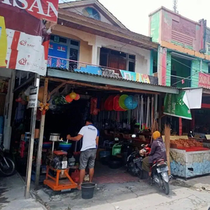 Disewakan Ruko 2lt depan Pasar Tradisional Ampera