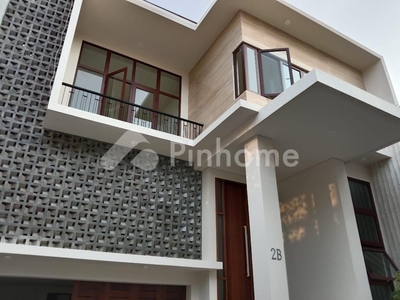 Disewakan Rumah 2 Lantai 5KT 400m² di Jl Kemang Selatan X1 Jakarta Selatan Rp50 Juta/bulan | Pinhome