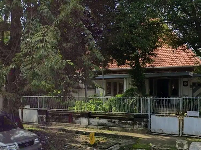 Disewakan Rumah 2 lantai di Jalan Musi Surabaya Pusat